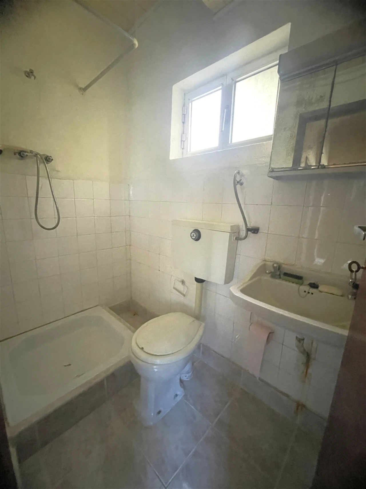 Apartamento T2 para Venda em Gouveia (São Pedro e São Julião) Foto 14