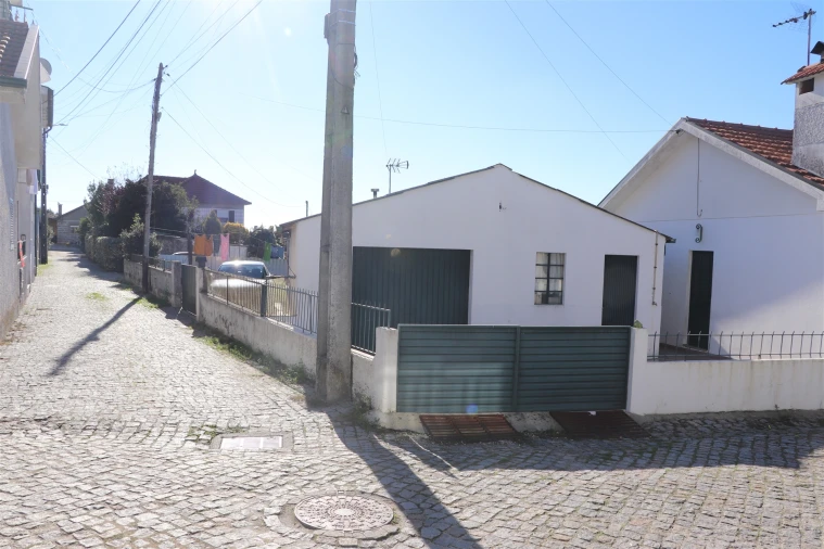 Moradia T3 para Venda em Lustosa e Barrosas (Santo Estêvão) Foto 28