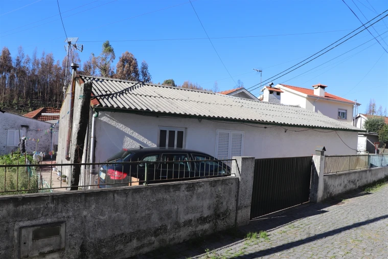 Moradia T3 para Venda em Lustosa e Barrosas (Santo Estêvão) Foto 27