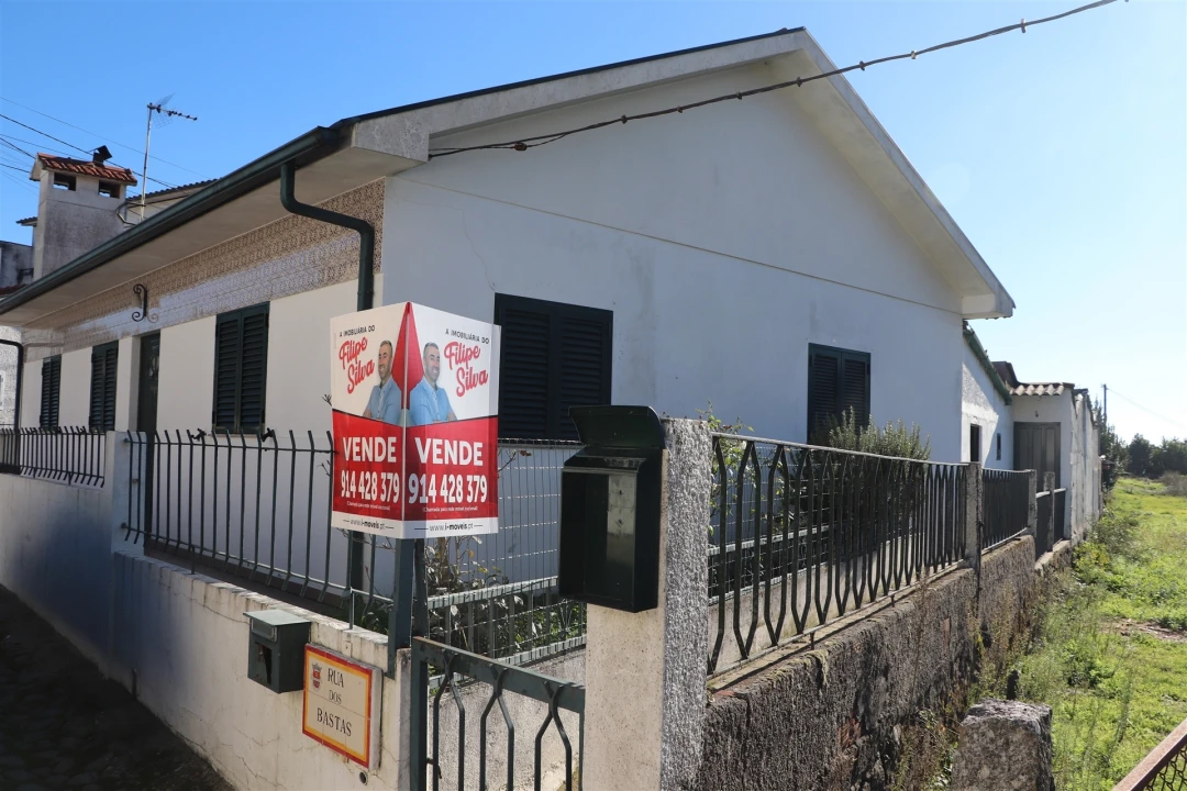 Moradia T3 para Venda em Lustosa e Barrosas (Santo Estêvão) Foto 29