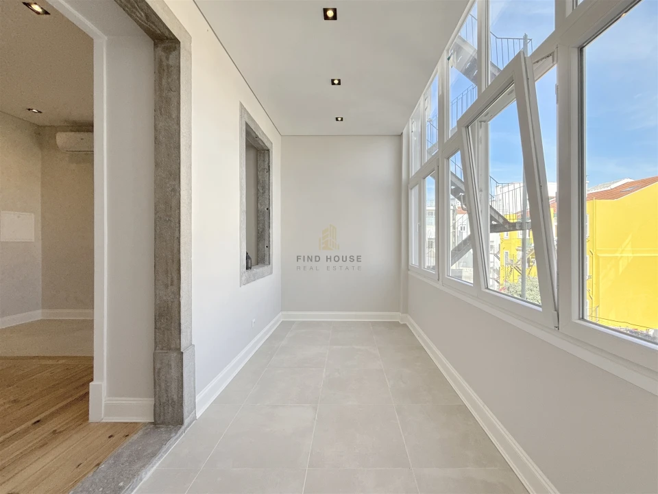 Apartamento T3 para Venda em Areeiro Foto 15