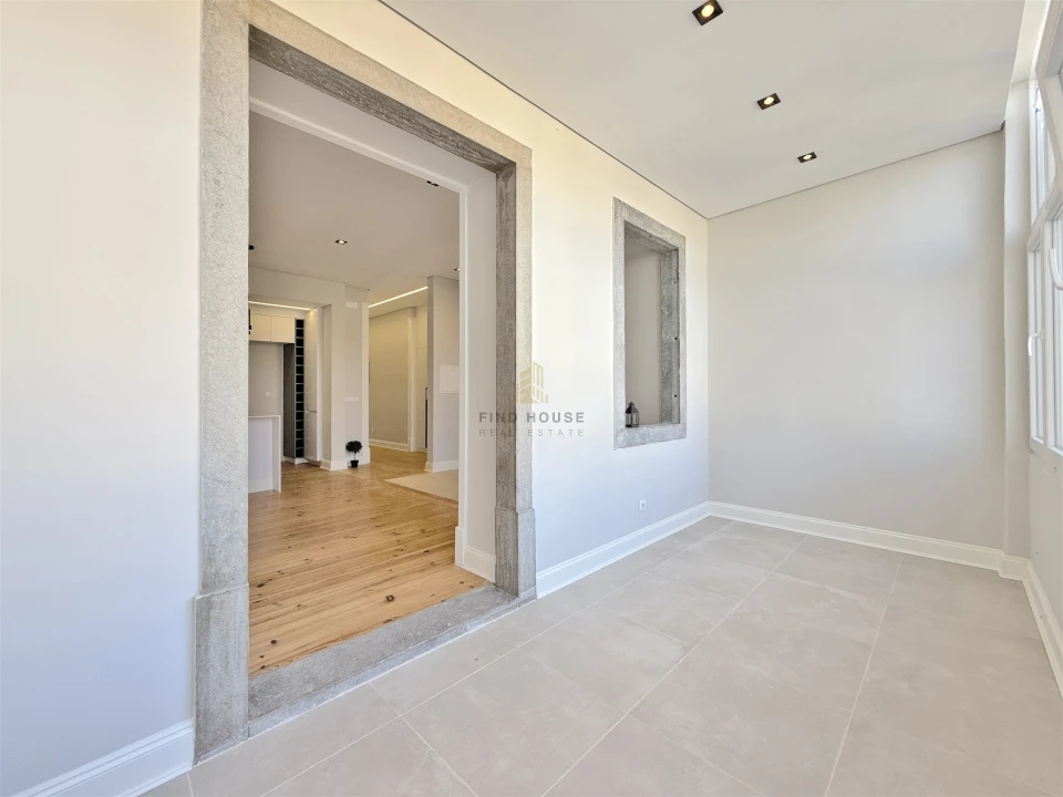 Apartamento T3 para Venda em Areeiro Foto 16