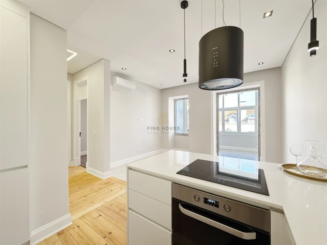 Apartamento T3 para Venda em Areeiro Foto 8