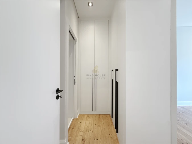 Apartamento T3 para Venda em Areeiro Foto 36