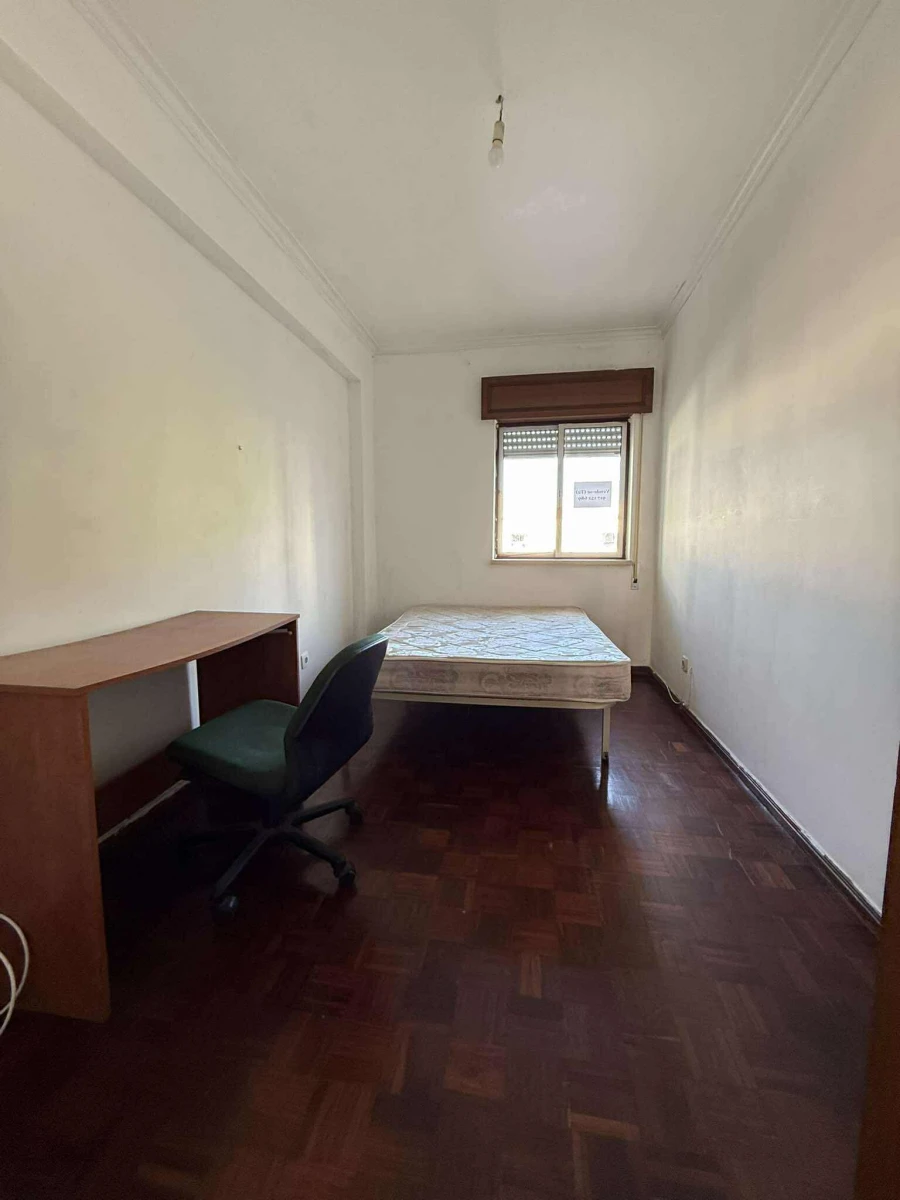 Apartamento T2 para Venda em São João Baptista e Santa Maria dos Olivais Foto 14