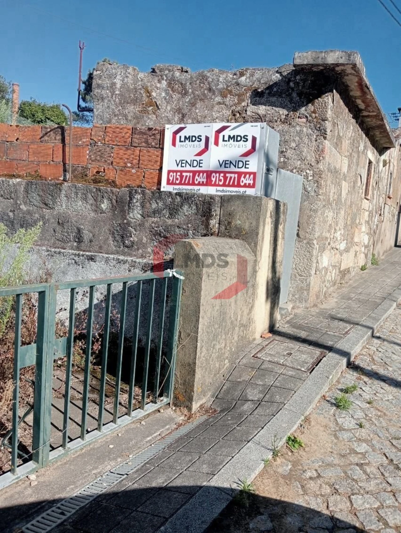 Terreno para Venda em Custóias, Leça do Balio e Guifões Foto 1