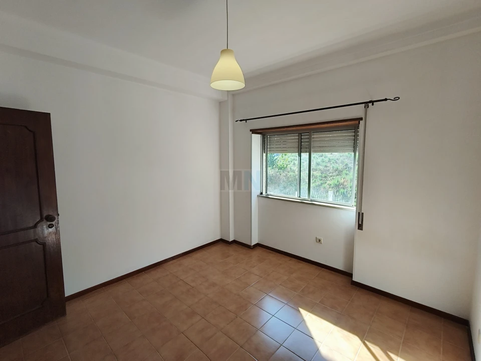 Apartamento T3 para Venda em Santo Antonio dos Olivais Foto 15