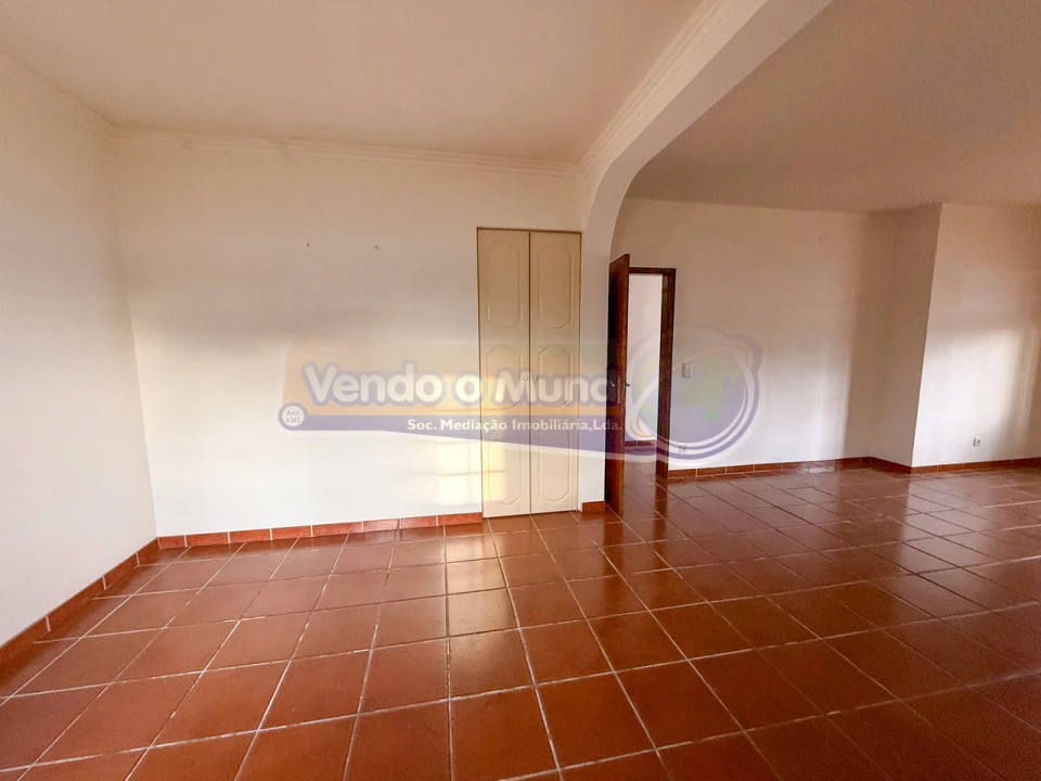 Moradia T3 para Venda em Salvaterra de Magos e Foros de Salvaterra Foto 9