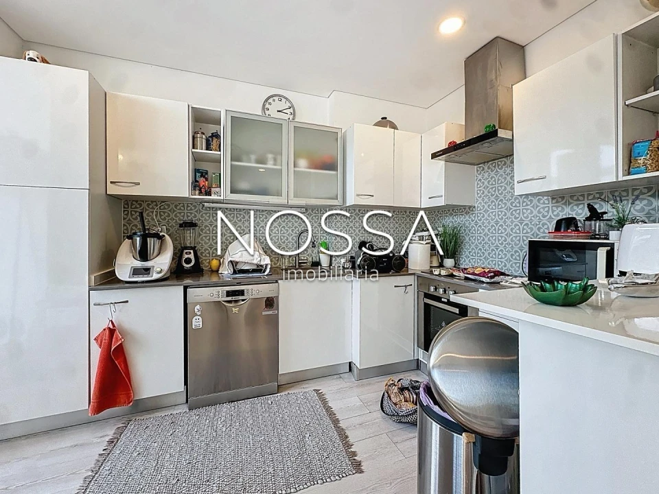Apartamento T2 para Venda em Caparica e Trafaria Foto 4