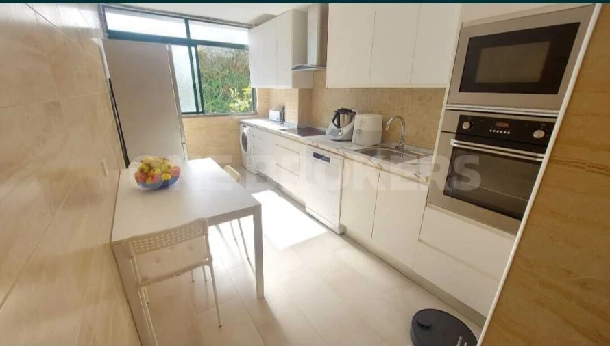 Apartamento T3 para Venda em Alcabideche Foto 1