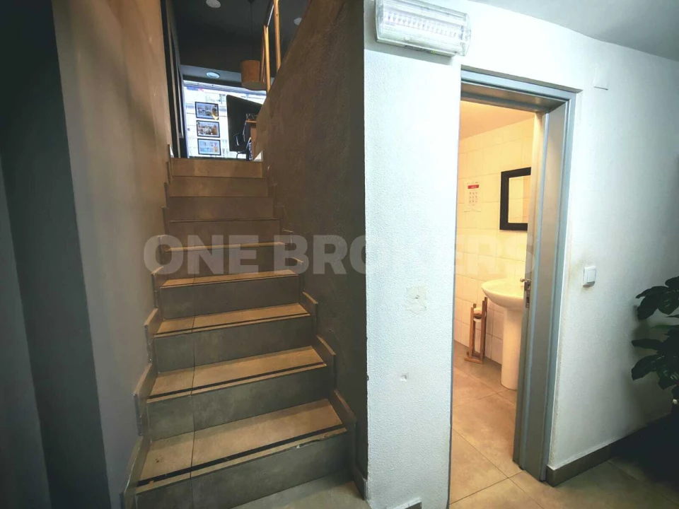 Loja para Arrendamento em Falagueira-Venda Nova Foto 17