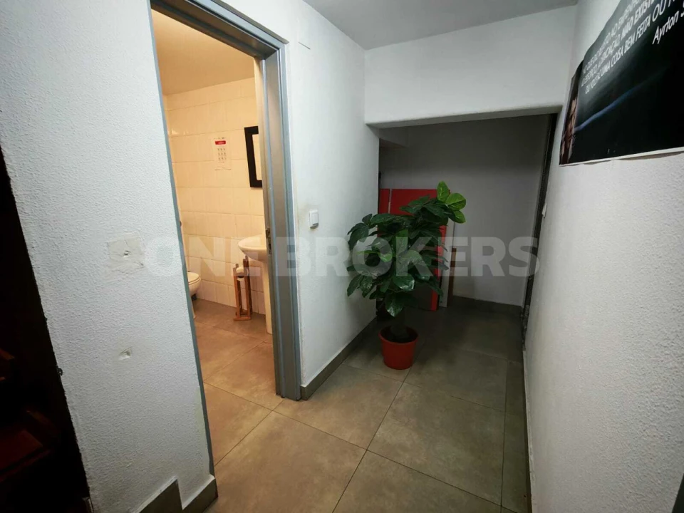 Loja para Arrendamento em Falagueira-Venda Nova Foto 13