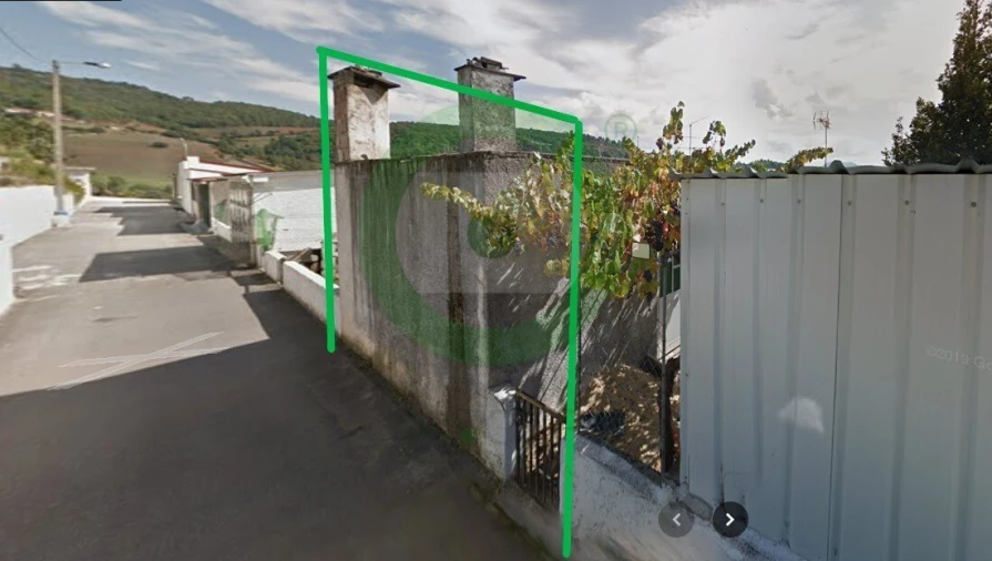 Moradia T3 para Venda em Vinhais Foto 5