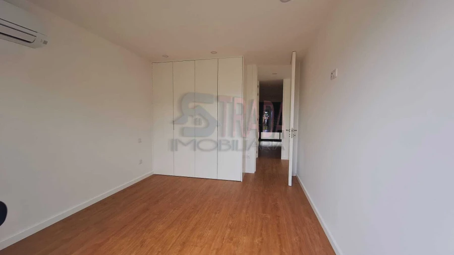 Moradia T3 para Venda em Vila Verde e Barbudo Foto 10