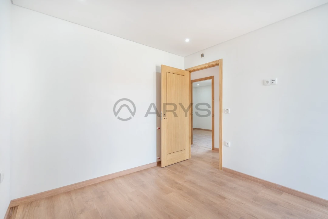 Moradia T3 para Venda em Taide Foto 20