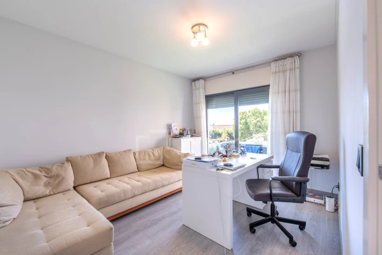 Moradia T4 para Venda em Santa Maria do Castelo e Santiago e Santa Susana Foto 13