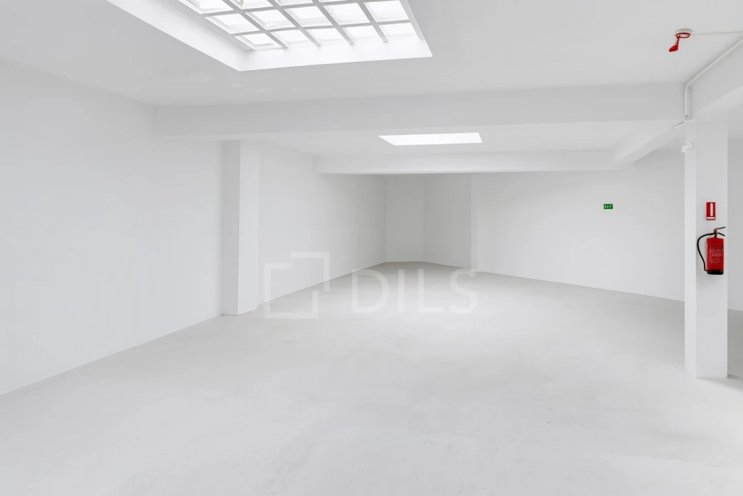 Loja para Arrendamento em Avenidas Novas Foto 19