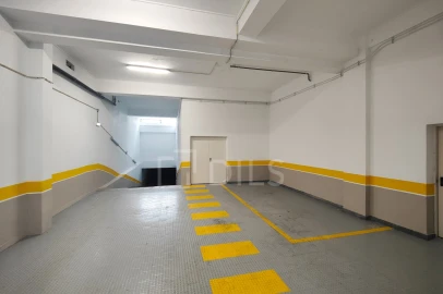 Loja para Arrendamento em Avenidas Novas