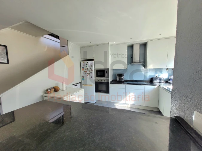 Moradia T3 para Venda em Amora Foto 16