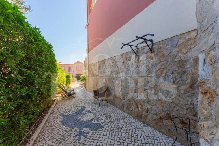 Moradia T3 para Venda em Lagos (São Sebastião e Santa Maria) Foto 32