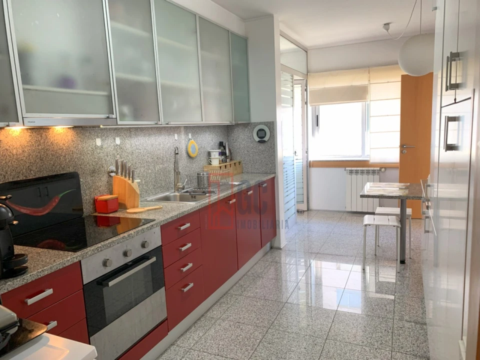 Apartamento T3 para Venda em Lordelo do Ouro e Massarelos Foto 9