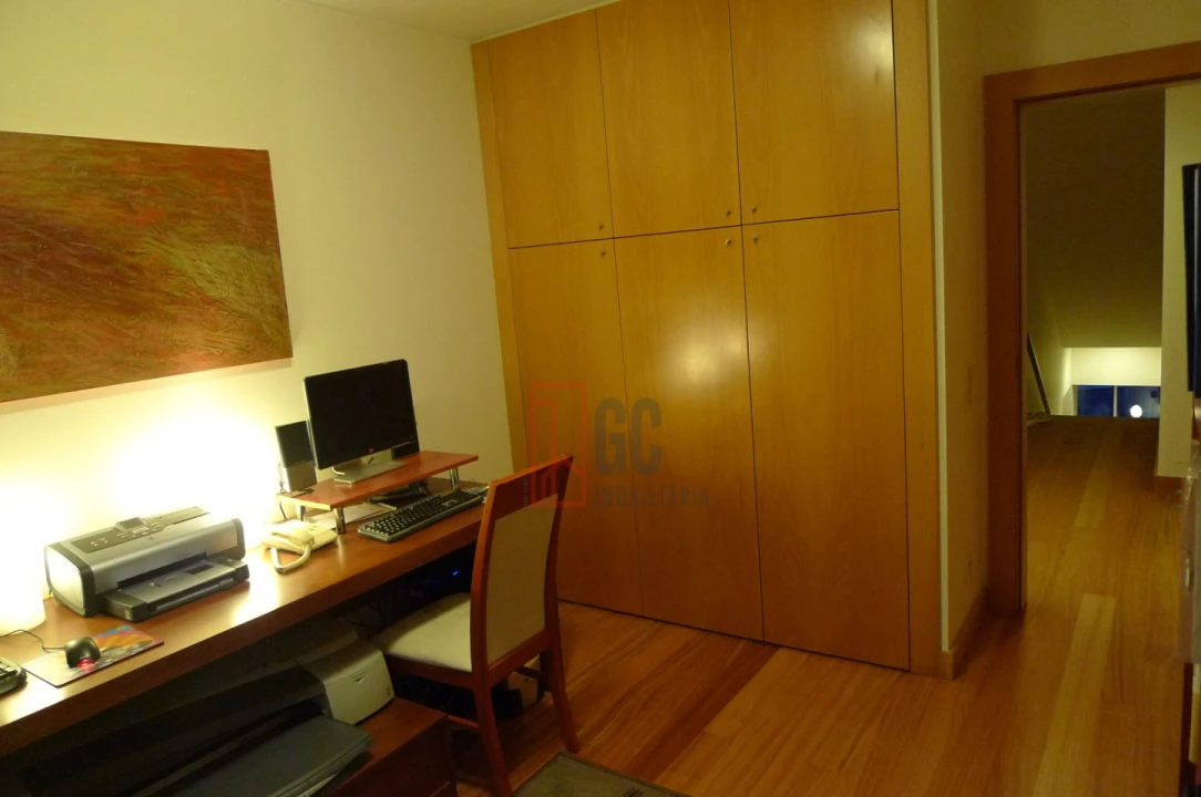 Apartamento T3 para Venda em Lordelo do Ouro e Massarelos Foto 18