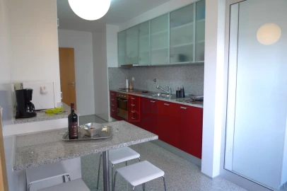 Apartamento T3 para Venda em Lordelo do Ouro e Massarelos