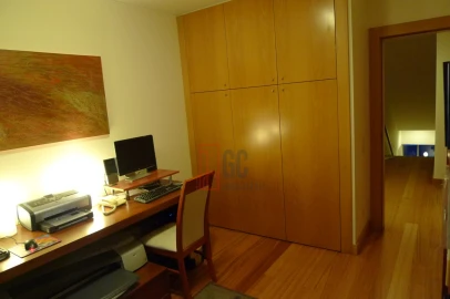 Apartamento T3 para Venda em Lordelo do Ouro e Massarelos