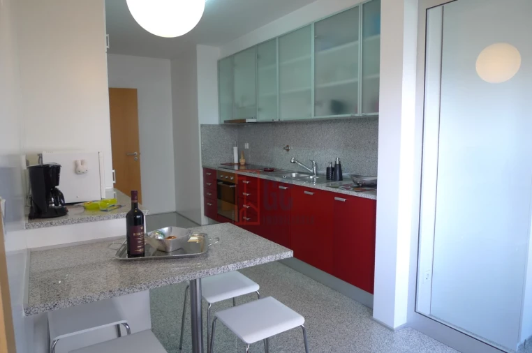Apartamento T3 para Venda em Lordelo do Ouro e Massarelos Foto 7
