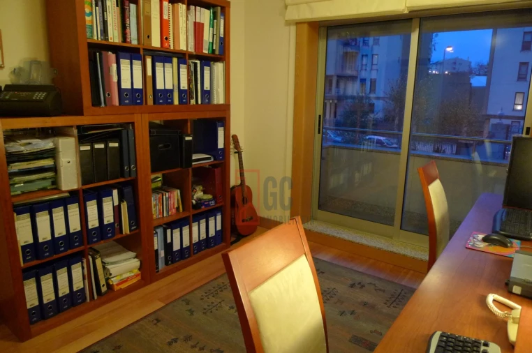 Apartamento T3 para Venda em Lordelo do Ouro e Massarelos Foto 17