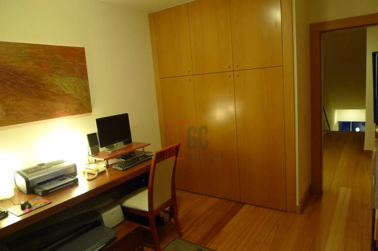 Apartamento T3 para Venda em Lordelo do Ouro e Massarelos Foto 18