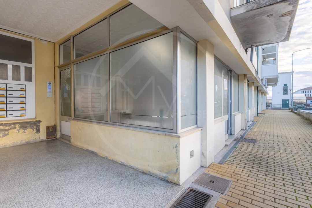 Loja para Venda em Vila Pouca de Aguiar Foto 2