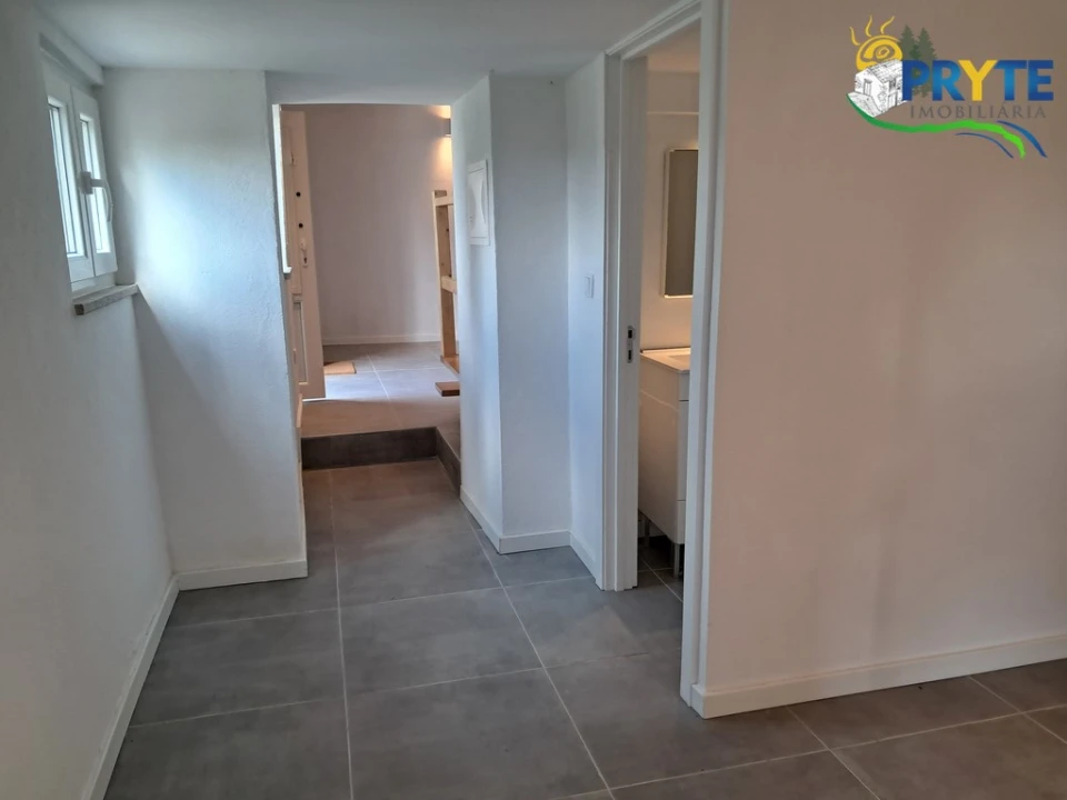 Moradia T2 para Venda em Cabeçudo Foto 22
