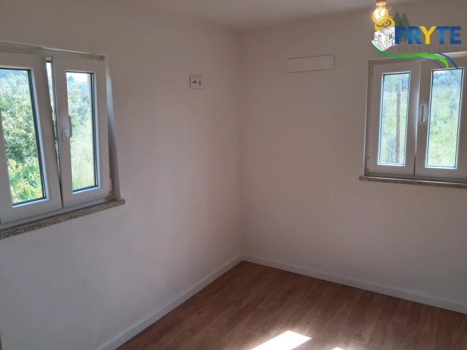 Moradia T2 para Venda em Cabeçudo Foto 26