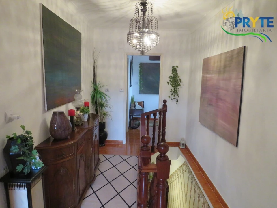 Moradia T4 para Venda em Alvares Foto 15