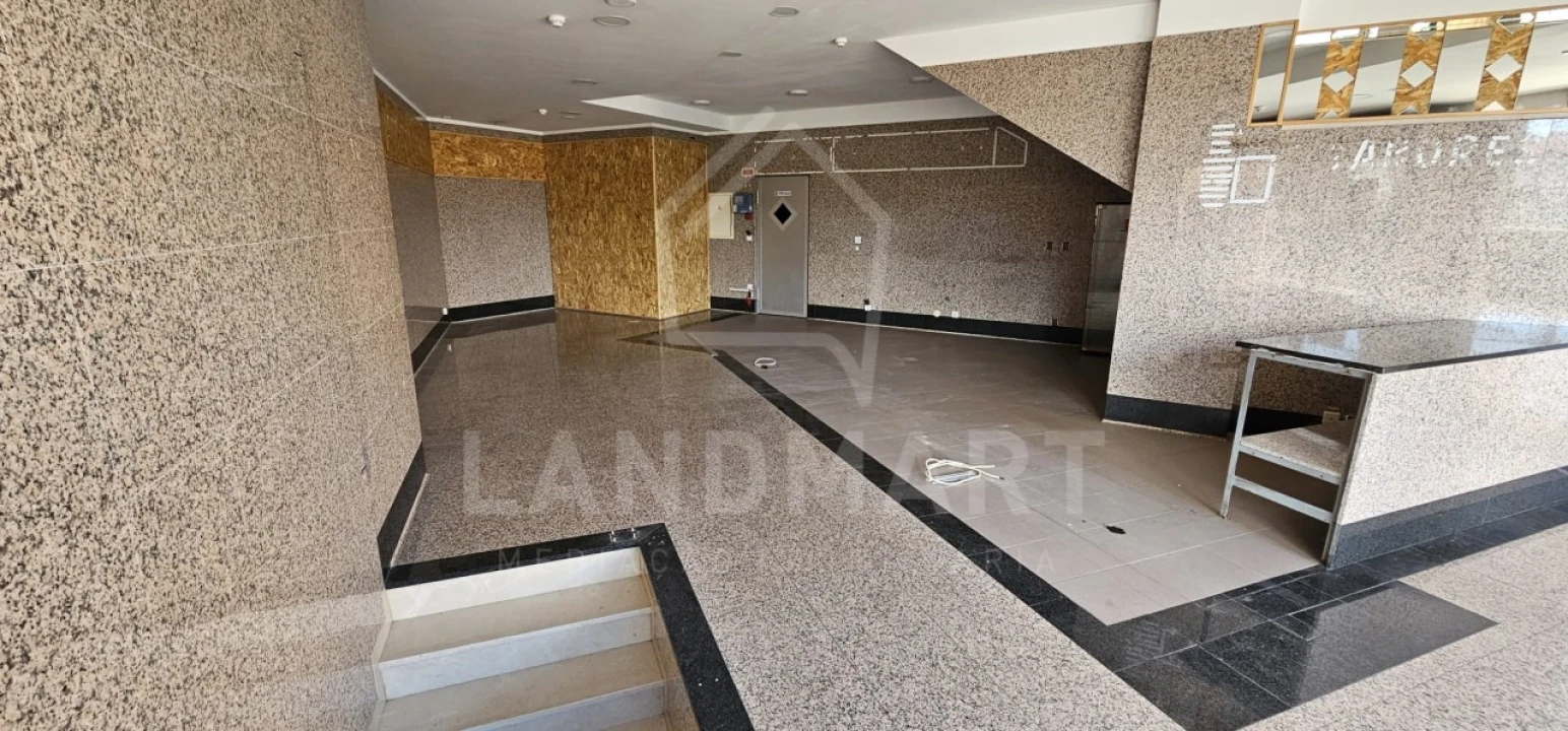 Loja para Arrendamento em Benedita Foto 2