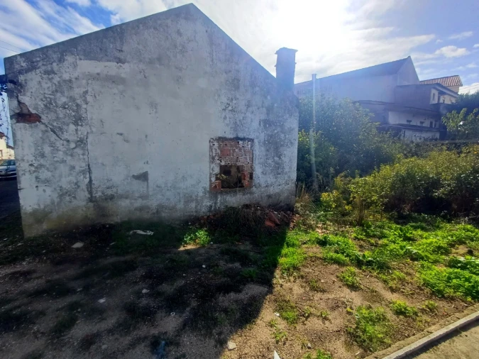 Moradia T2 para Venda em Ramada e Caneças Foto 5