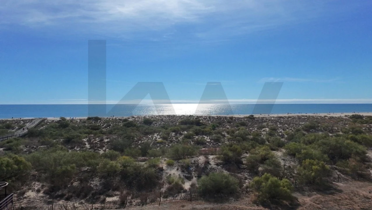 Moradia T3 para Venda em Monte Gordo Foto 38