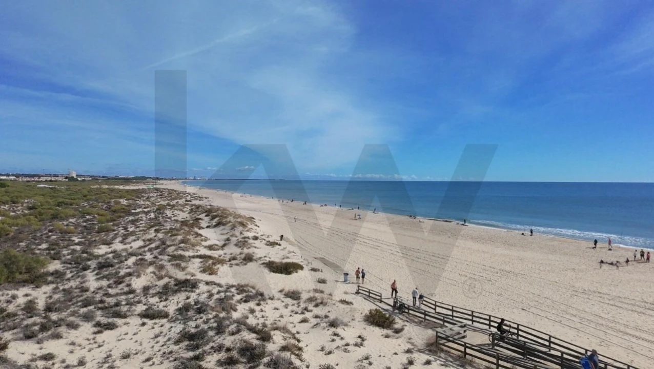 Moradia T3 para Venda em Monte Gordo Foto 43