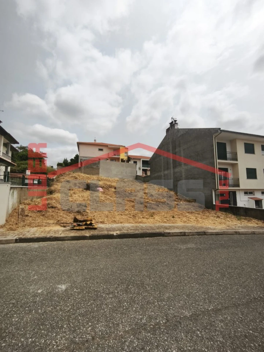 Terreno para Venda em Macedo de Cavaleiros Foto 2