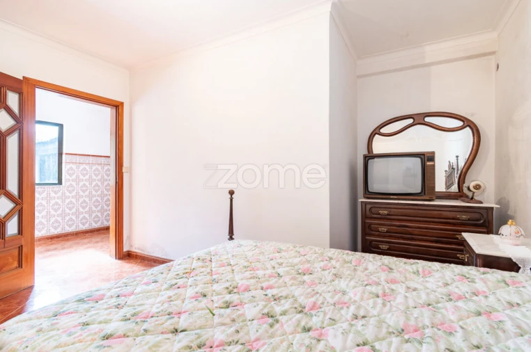 Quinta T10 para Venda em Vila e Roussas Foto 22