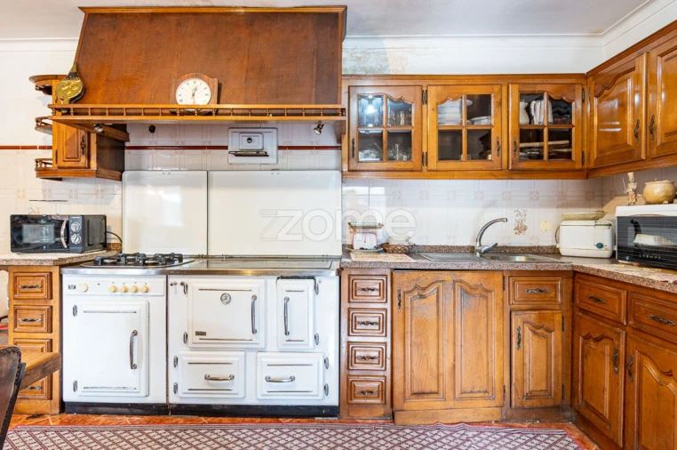 Quinta T10 para Venda em Vila e Roussas Foto 14