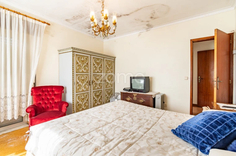 Quinta T10 para Venda em Vila e Roussas Foto 35