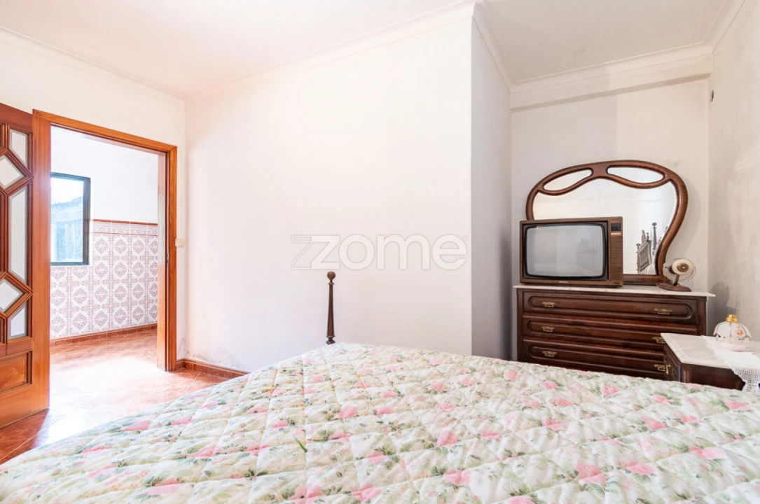 Quinta T10 para Venda em Vila e Roussas Foto 22