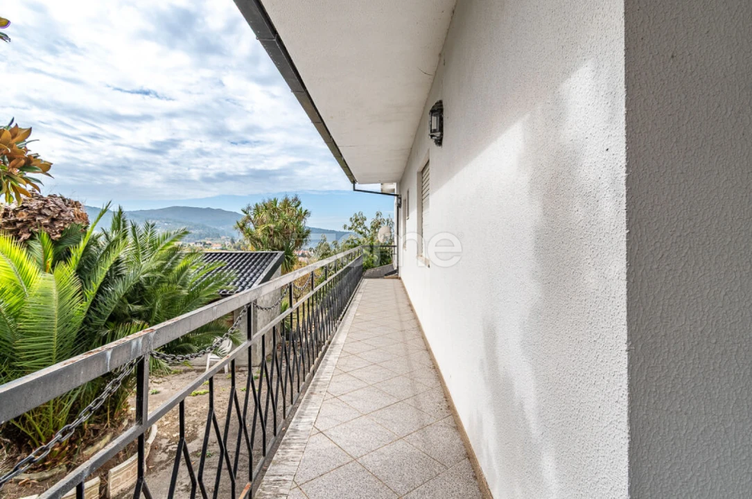 Quinta T10 para Venda em Vila e Roussas Foto 24