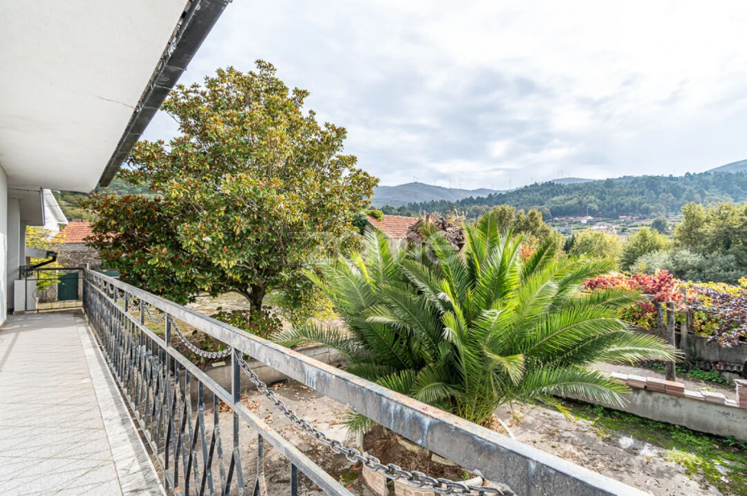 Quinta T10 para Venda em Vila e Roussas Foto 25