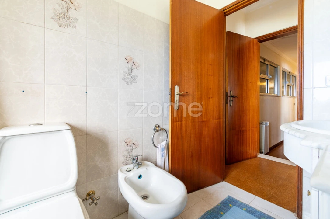 Quinta T10 para Venda em Vila e Roussas Foto 33