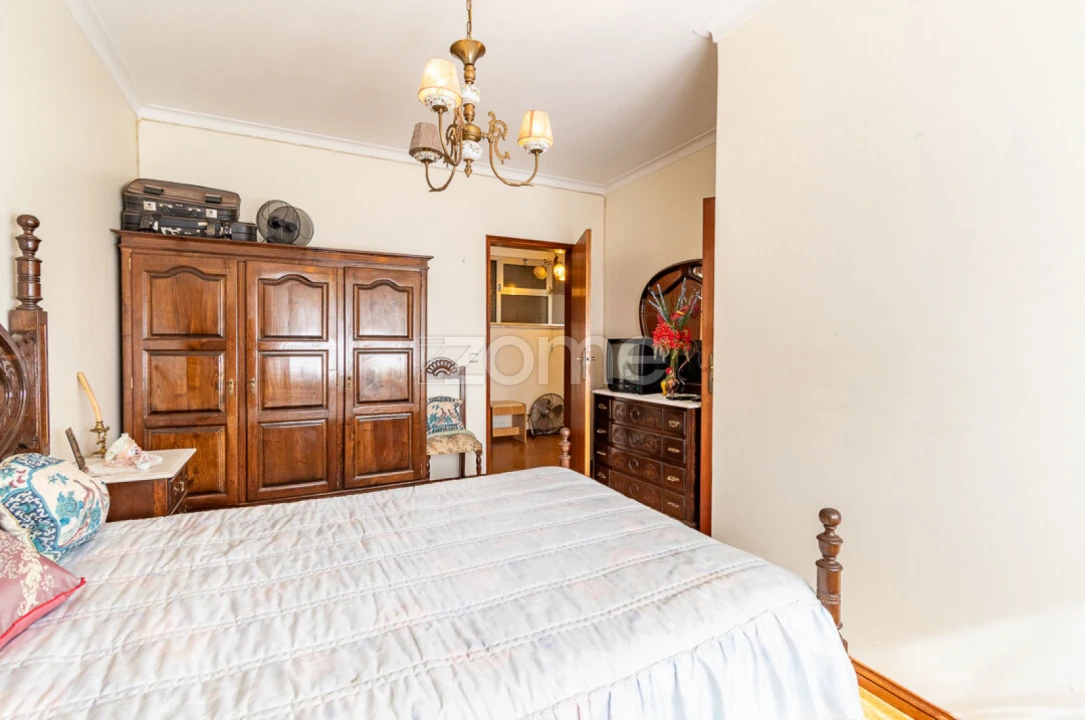 Quinta T10 para Venda em Vila e Roussas Foto 38