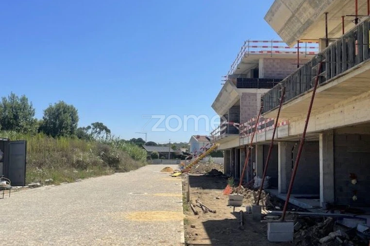 Moradia T4 para Venda em Gulpilhares e Valadares Foto 17