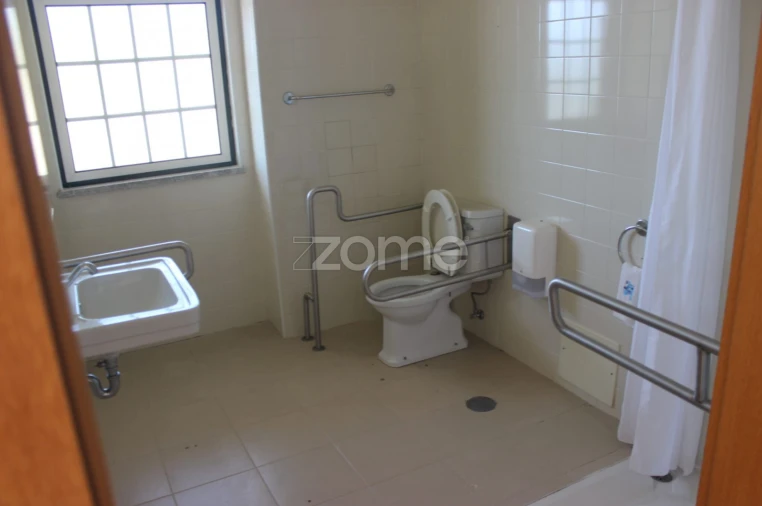 Negócio para Venda em Abrunhosa-A-Velha Foto 13